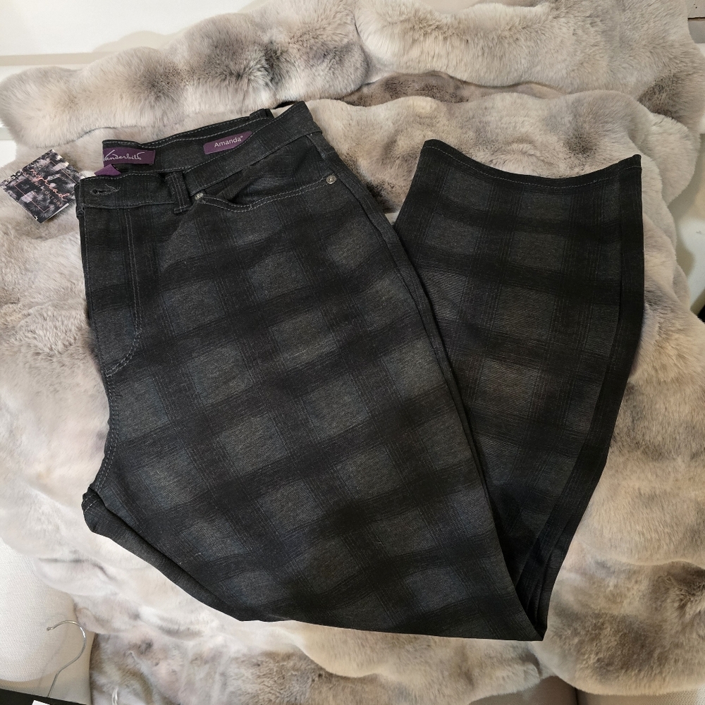 Gloria Vanderbilt Amanda Black Plaid Jeans Size 14